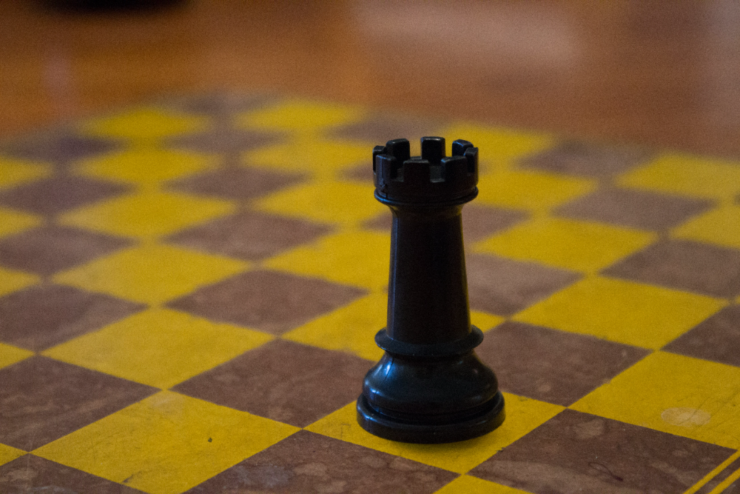 Chess piece symbolizing strategic approach in Conjoint and MaxDiff analysis
